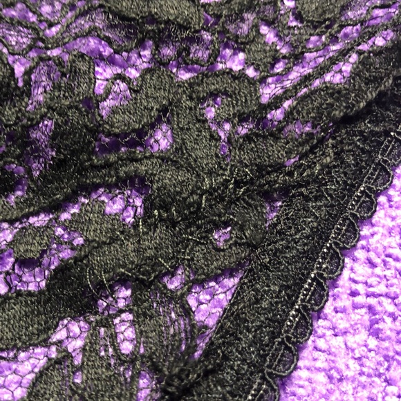 Pretty wild bandits sexy and sensual lingerie - Picture 6 of 15